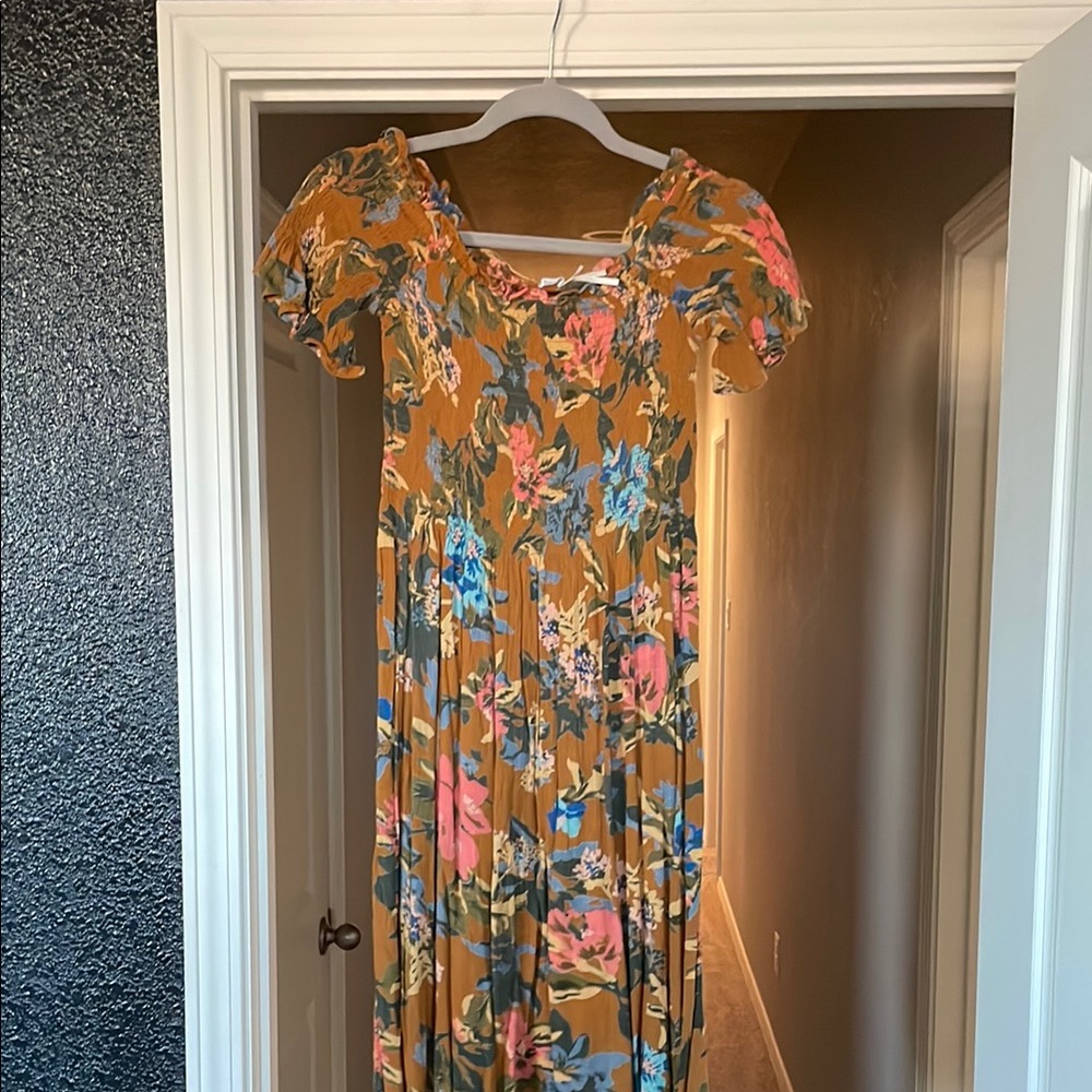 Kimchi Blue Off-The-Shoulder Smocked Midi Dress